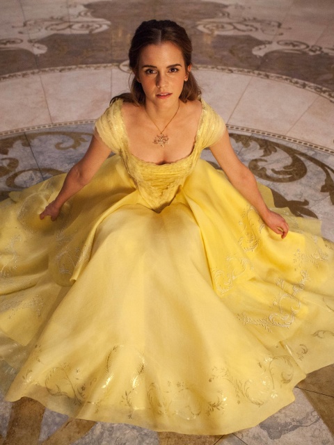 Das Emma Watson in Beauty and the Beast Wallpaper 480x640