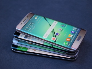 Das Galaxy S7 and Galaxy S7 edge from Verizon Wallpaper 320x240