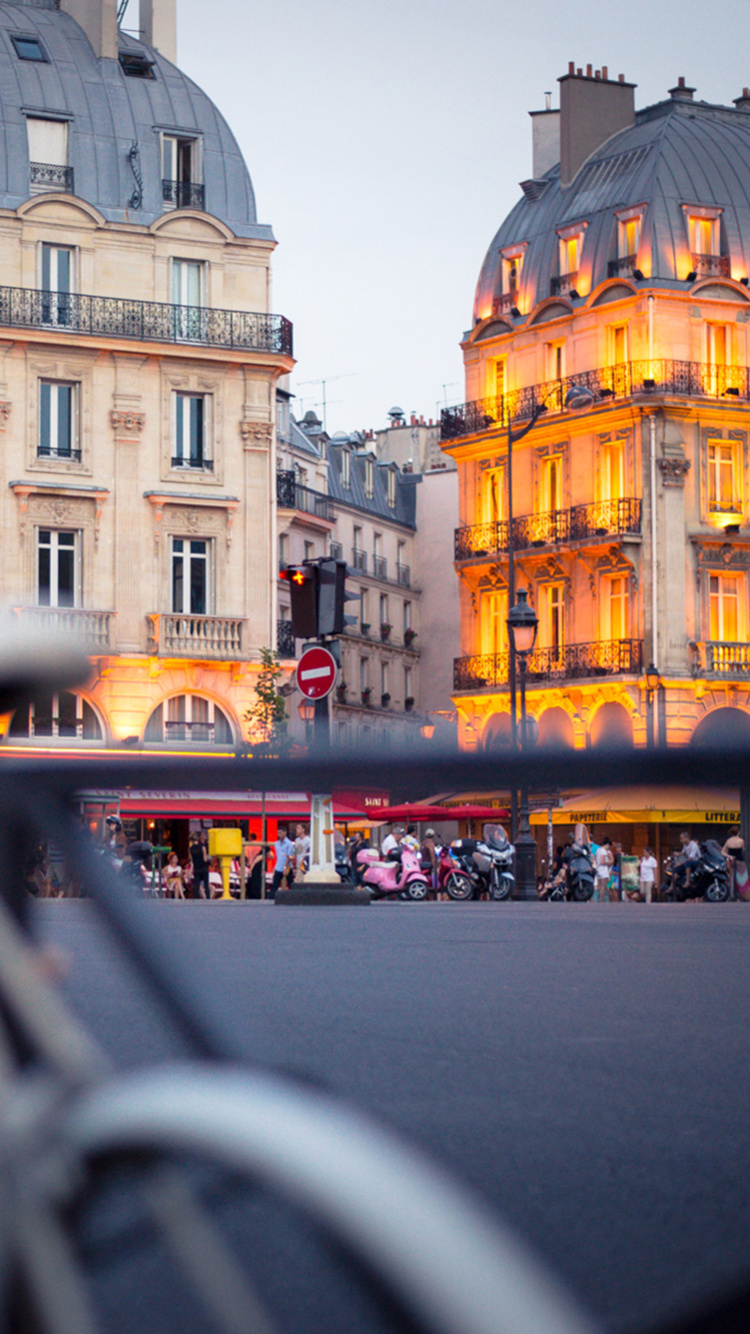 France, Paris Street wallpaper 750x1334