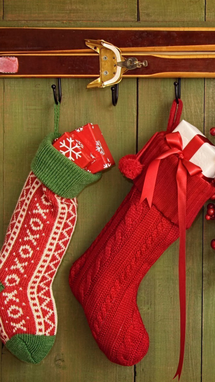 Обои Merry Christmas Stockings 750x1334