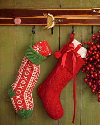 Merry Christmas Stockings - Obrázkek zdarma pro Nokia C7