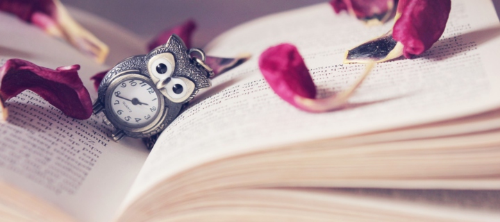 Screenshot №1 pro téma Vintage Owl Watch And Book 720x320