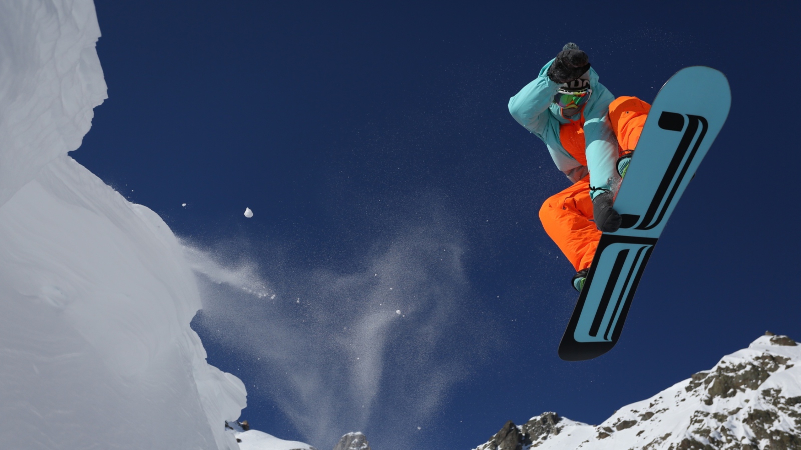 Fondo de pantalla Extreme Snowboarding 1600x900