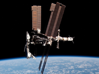 Fondo de pantalla International Space Station 320x240