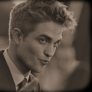 Kostenloses Robert Pattinson Wallpaper für HP TouchPad