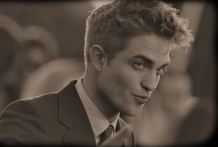 Robert Pattinson screenshot #1