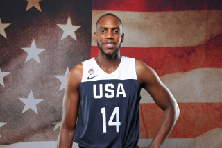 Khris Middleton in Milwaukee Bucks Picture for Android, iPhone and iPad