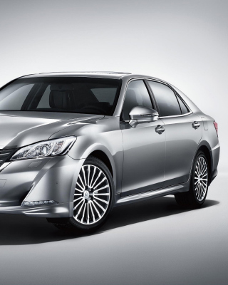 Toyota Crown 2015 - Obrázkek zdarma pro 768x1280