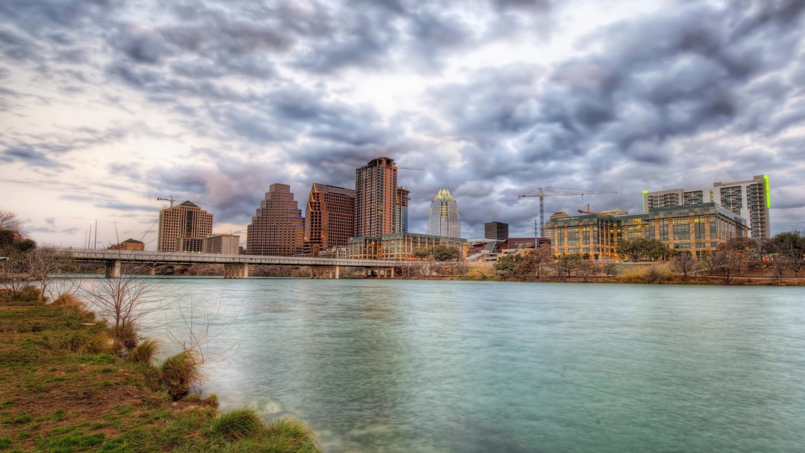 Sfondi USA Sky Rivers Bridges Austin TX Texas Clouds HDR 1600x900