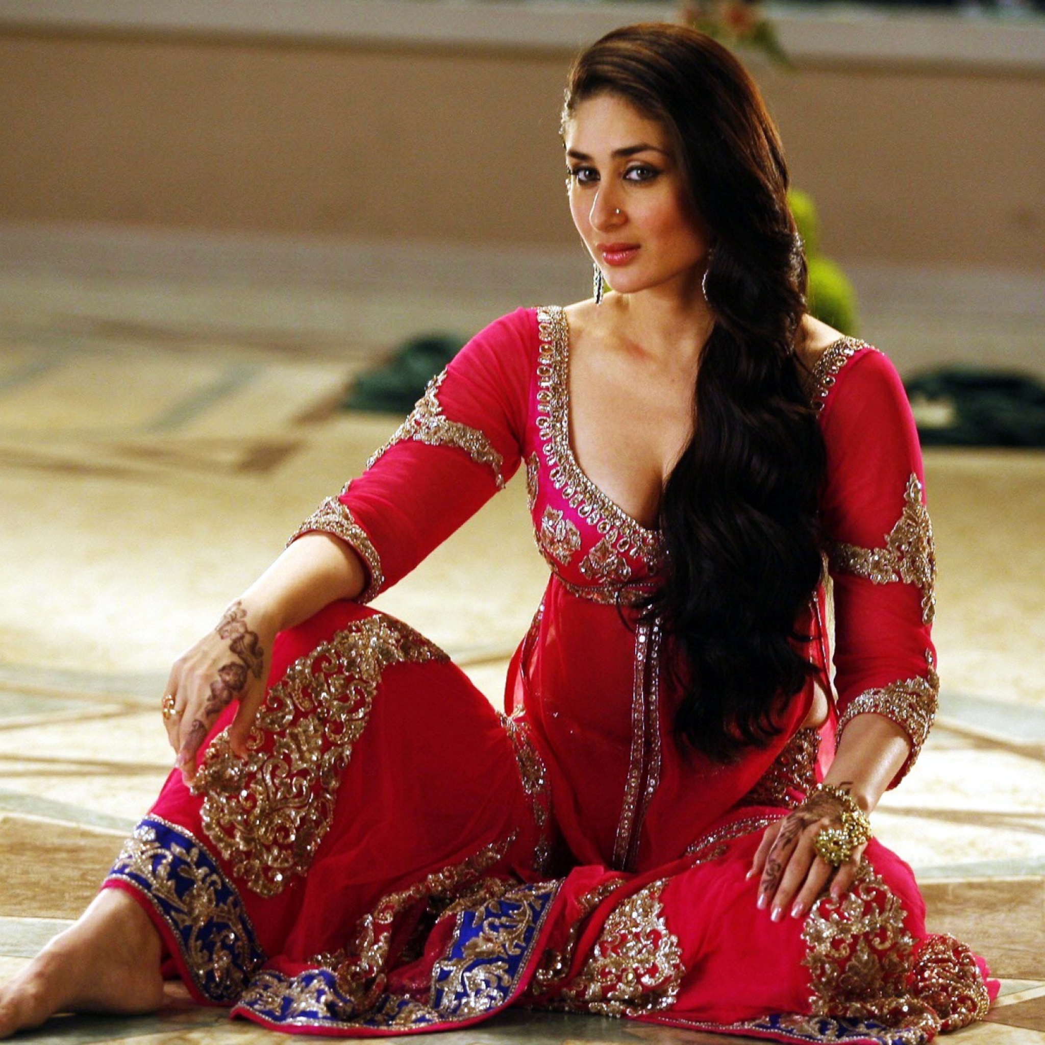 Screenshot №1 pro téma Kareena Kapoor In Agent Vinod 2048x2048