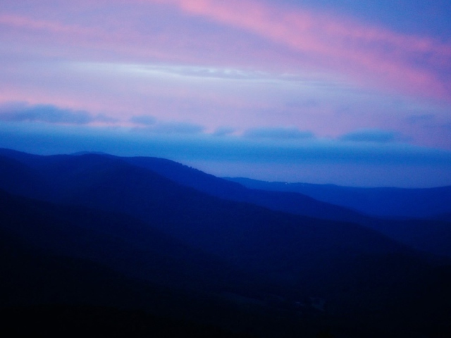 Blue And Pink Sky wallpaper 640x480