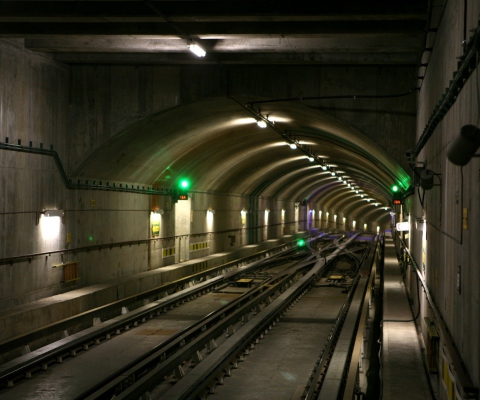 Fondo de pantalla Deep Modern Subway Tunnel 480x400