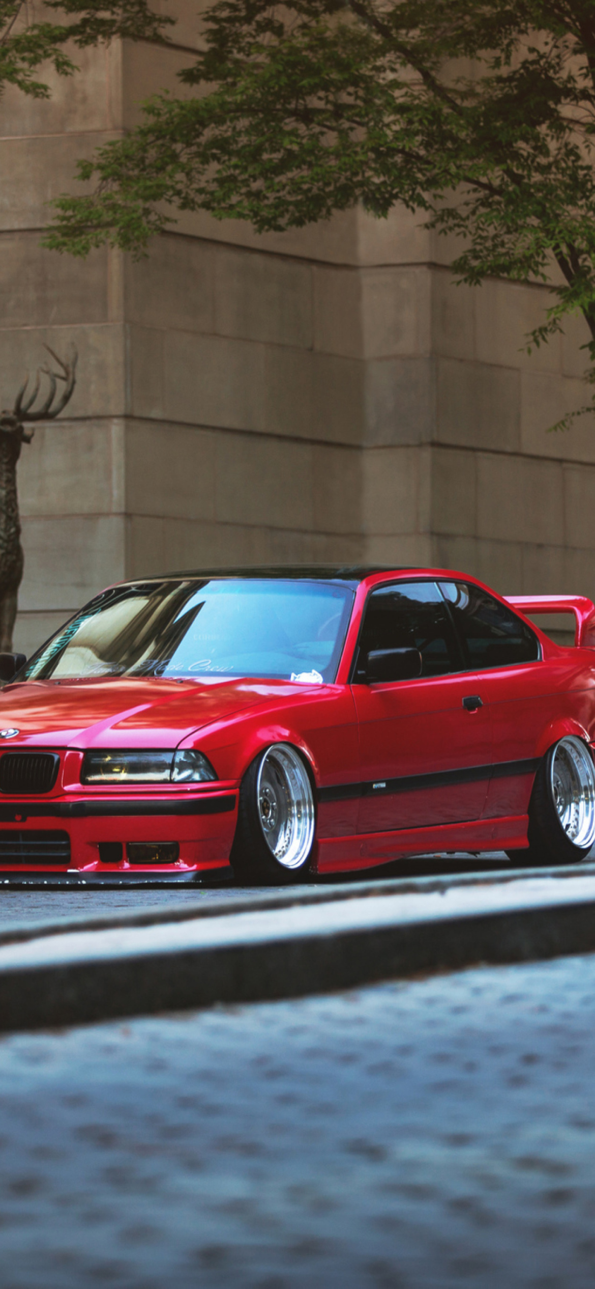 Das BMW E36 Wallpaper 1170x2532