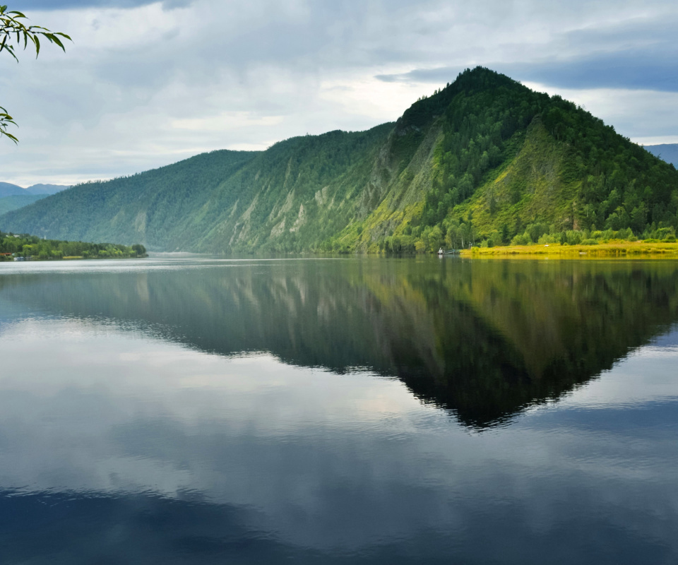 Fondo de pantalla Lake HDR 960x800