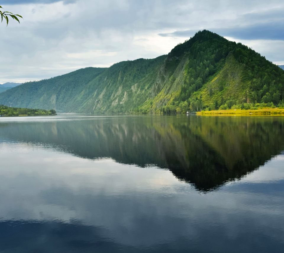 Fondo de pantalla Lake HDR 960x854