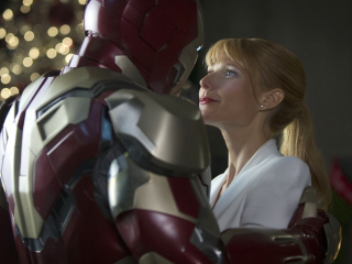 Das Iron Man And Pepper Potts Wallpaper 320x240