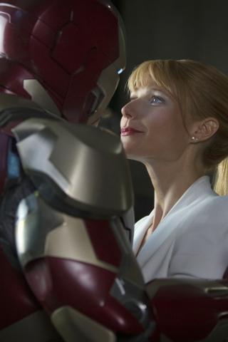 Fondo de pantalla Iron Man And Pepper Potts 320x480