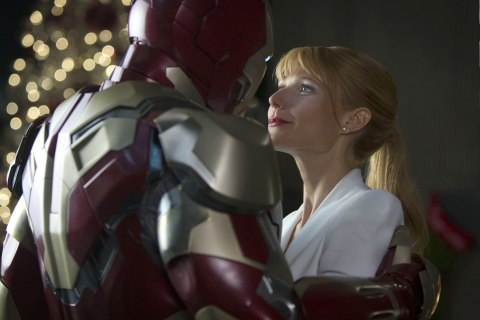 Fondo de pantalla Iron Man And Pepper Potts 480x320