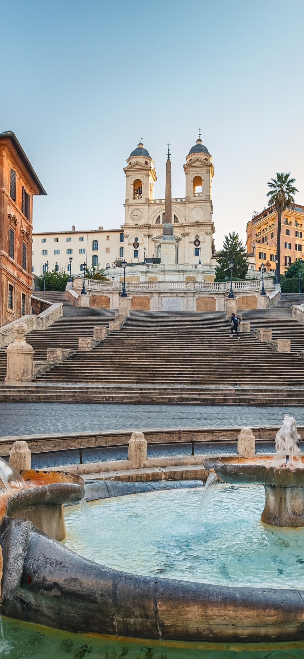 Fondo de pantalla Spanish Steps in Rome and Fontana della Barcaccia 1170x2532