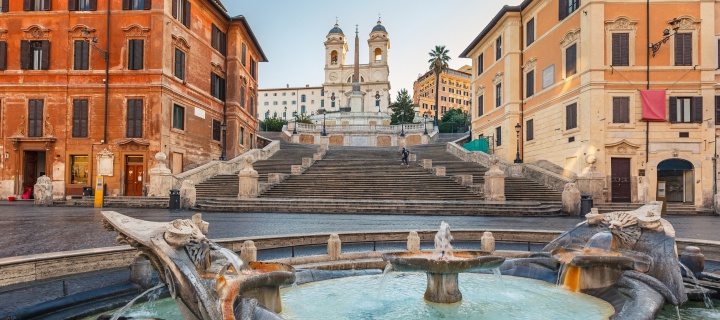 Screenshot №1 pro téma Spanish Steps in Rome and Fontana della Barcaccia 720x320