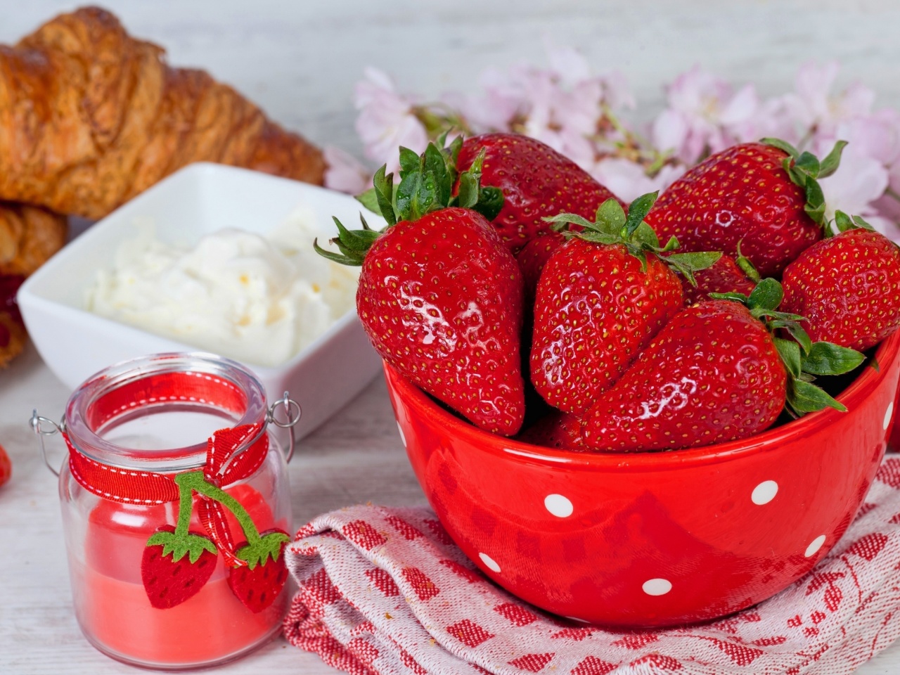 Das Strawberry and Jam Wallpaper 1280x960