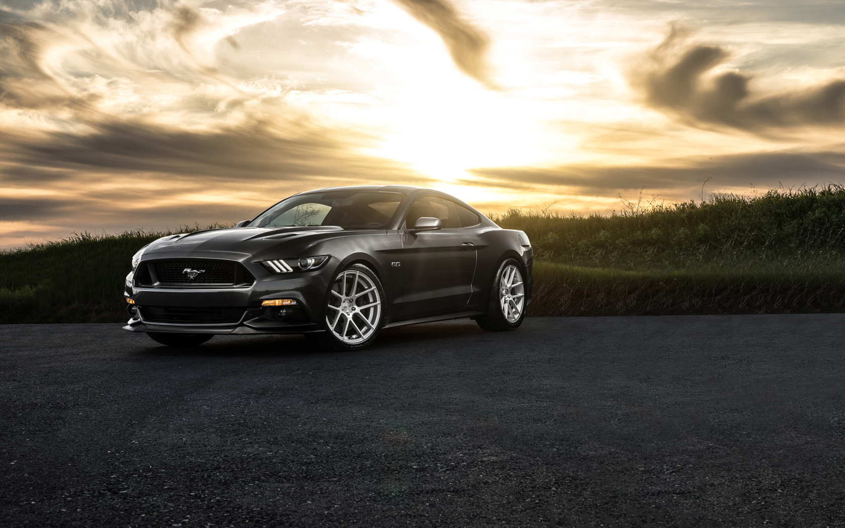 Screenshot №1 pro téma Ford Mustang 2015 Avant 1680x1050