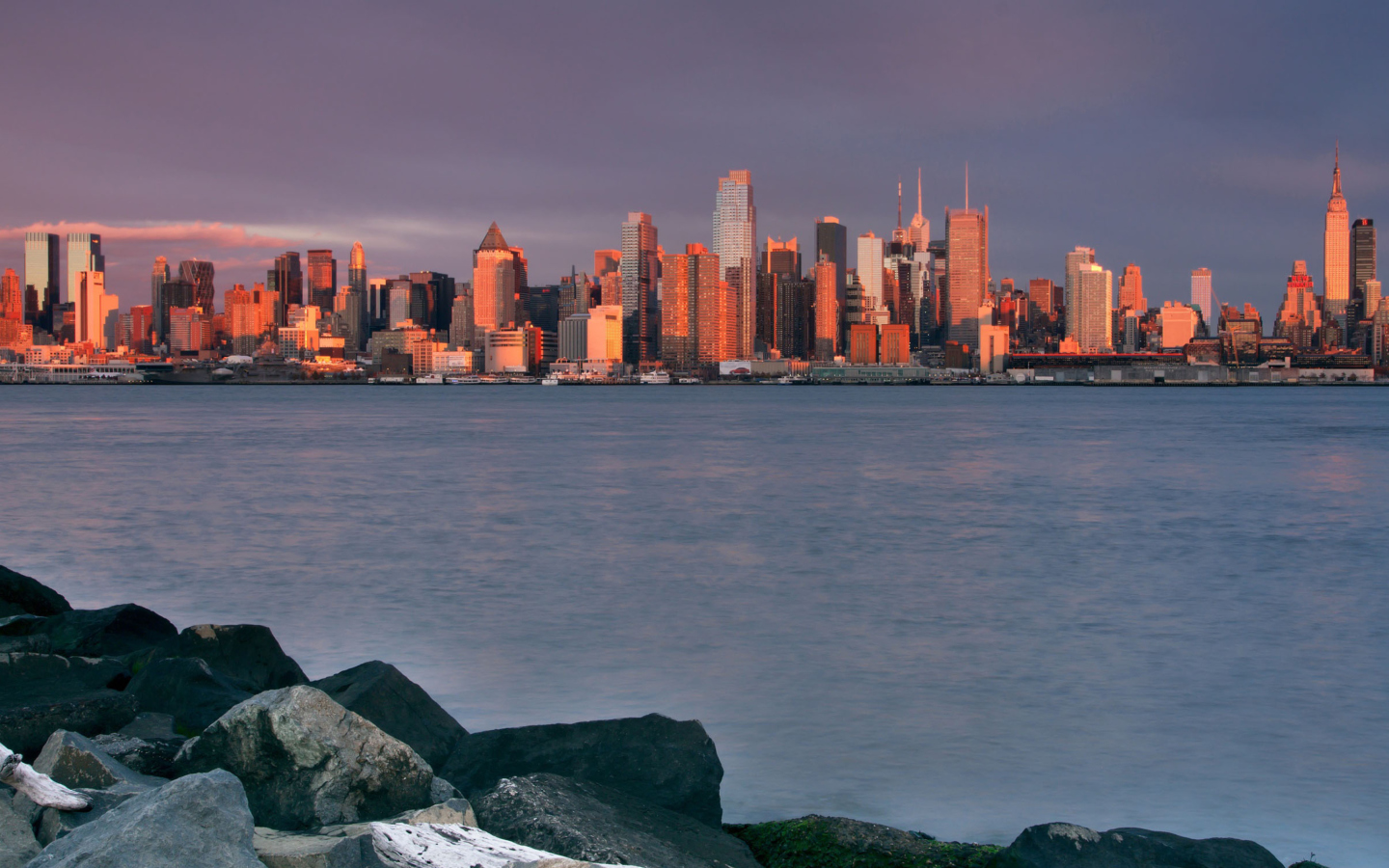 Sunrise Over Manhattan screenshot #1 1440x900