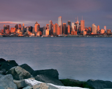 Sfondi Sunrise Over Manhattan 220x176