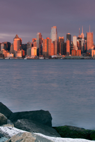 Sunrise Over Manhattan screenshot #1 320x480