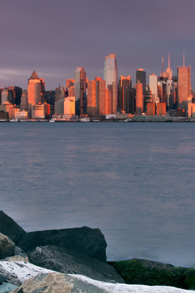 Sunrise Over Manhattan screenshot #1 640x960
