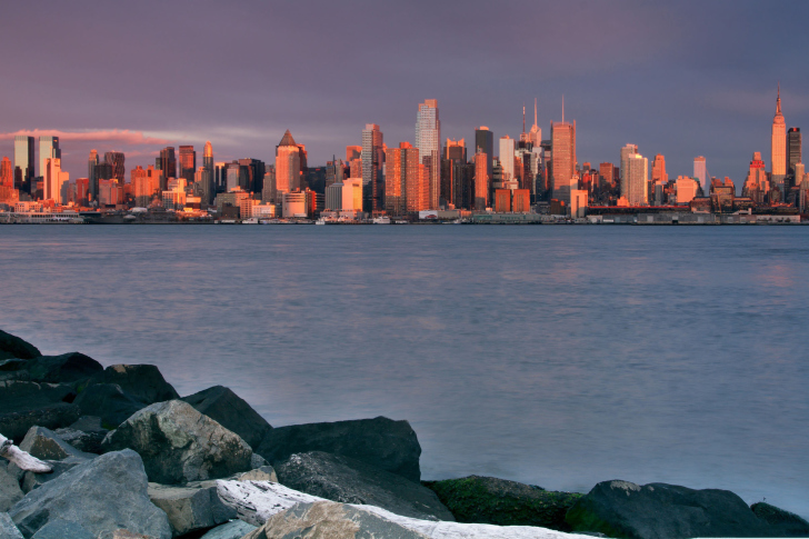 Sfondi Sunrise Over Manhattan