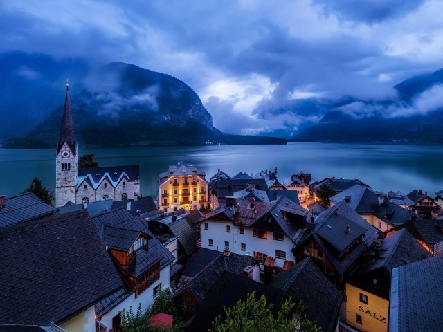 Hallstatt Austria Mist City wallpaper 640x480