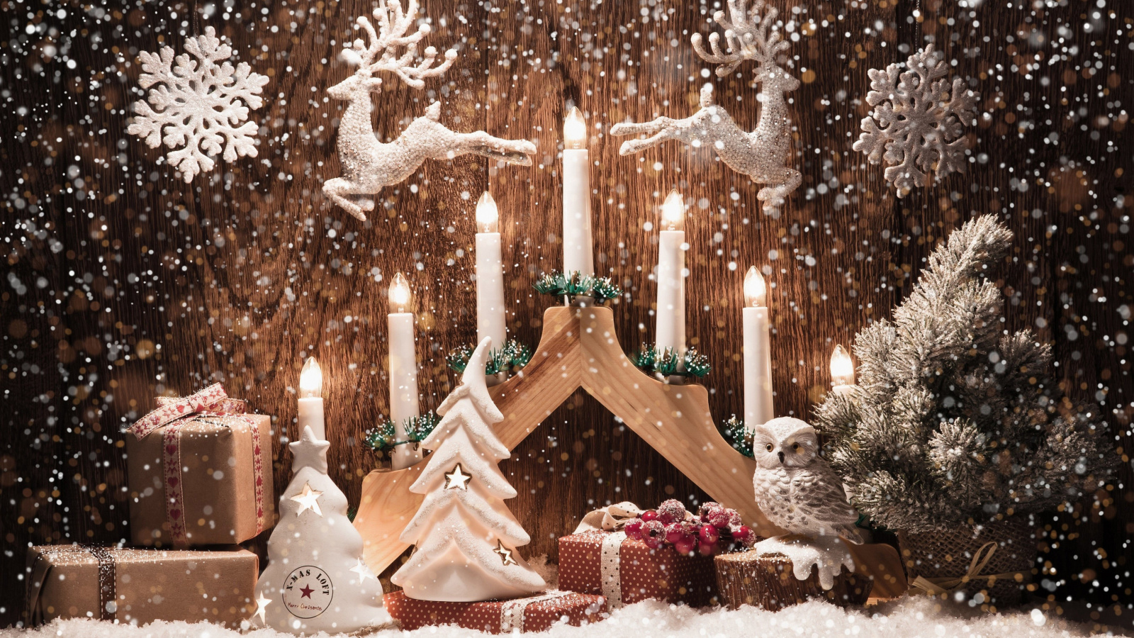 Christmas Candles wallpaper 1600x900
