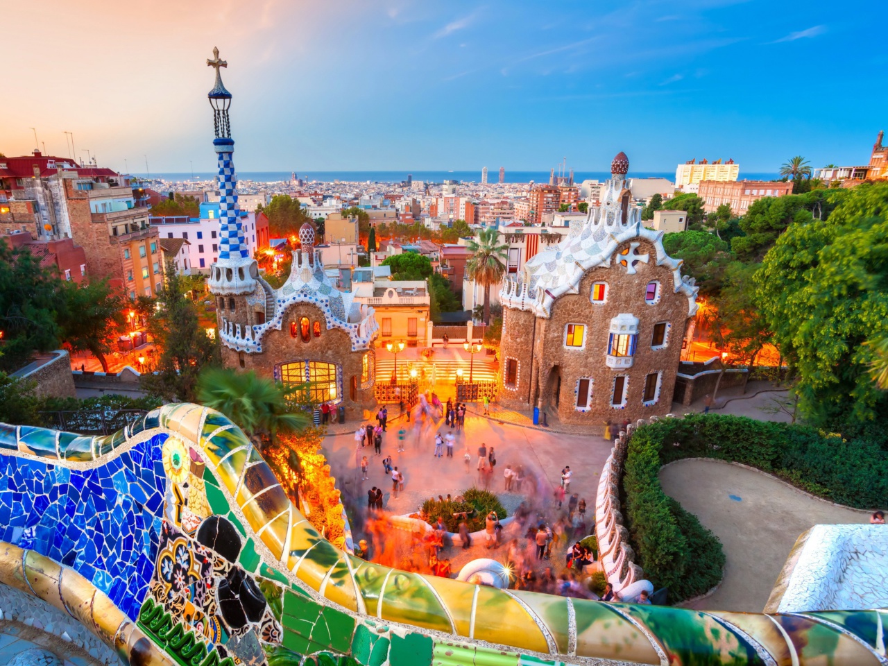 Обои Park Guell in Barcelona 1280x960