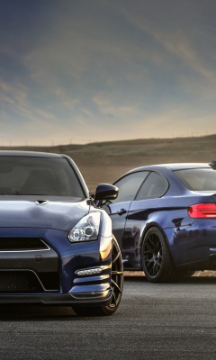 Sfondi Nissan GTR and BMW M3 E92 240x400