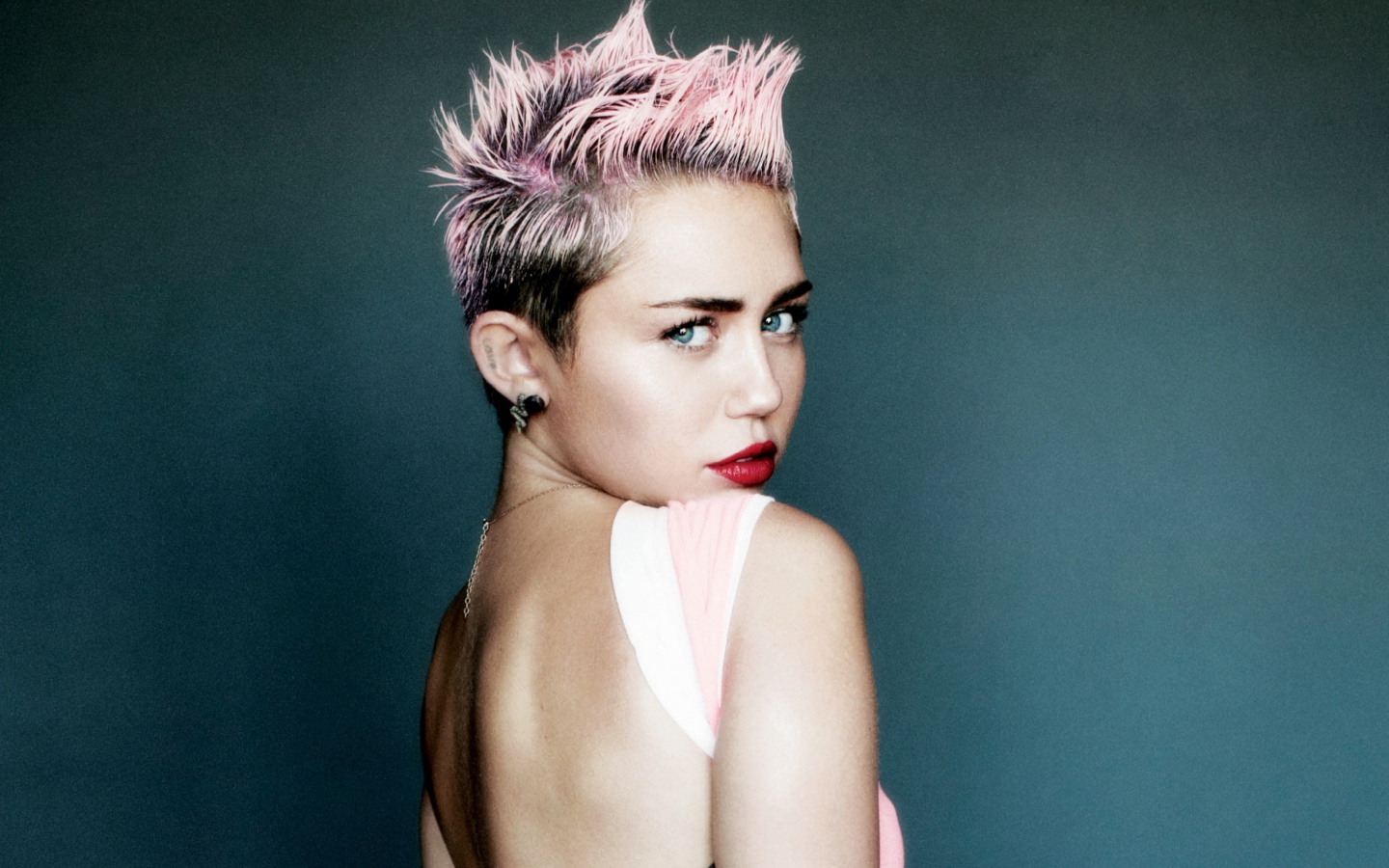 Das Miley Cyrus For V Magazine Wallpaper 1440x900
