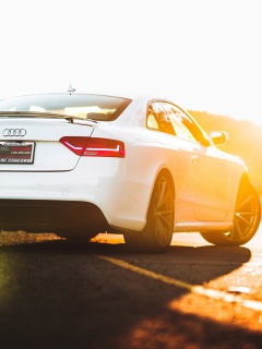 Обои Audi RS 5 240x320