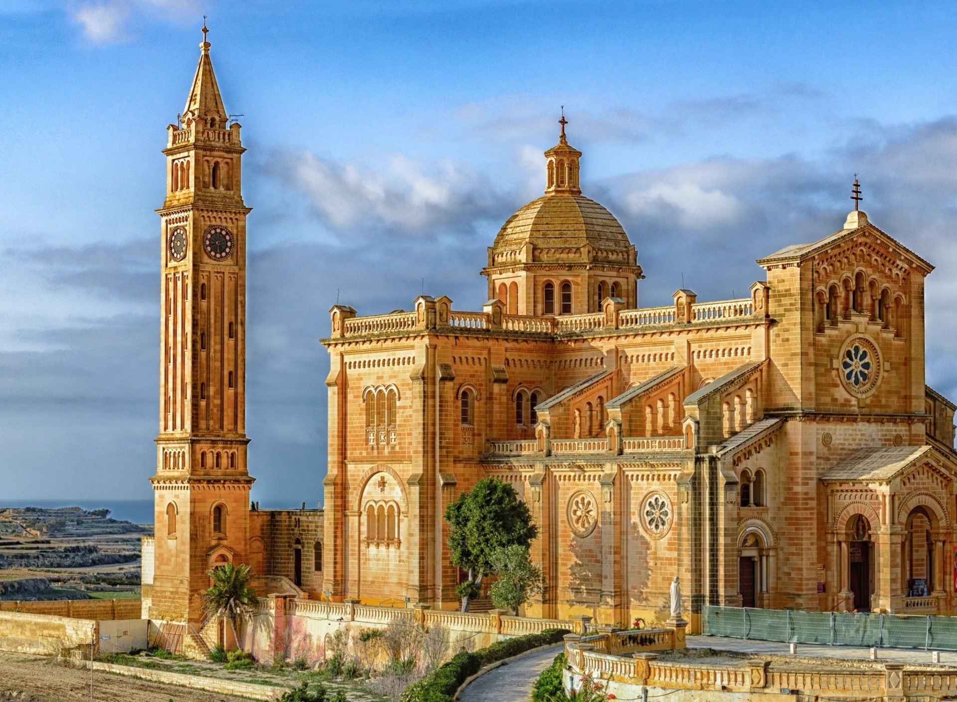 Malta Church screenshot #1 1920x1408