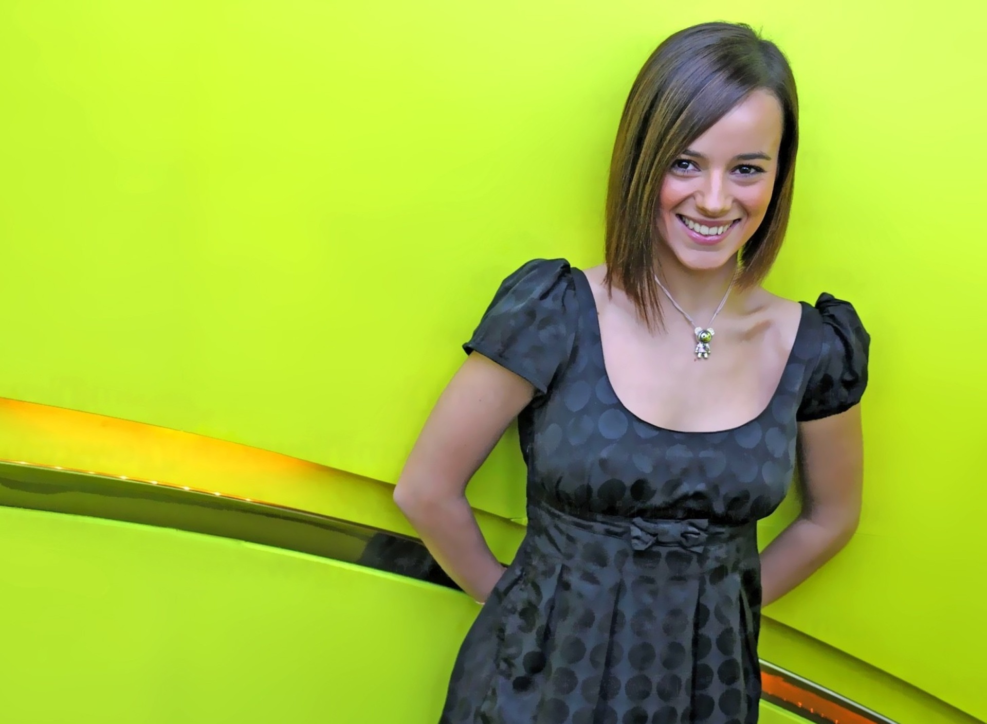 Обои Alizee Singer 1920x1408