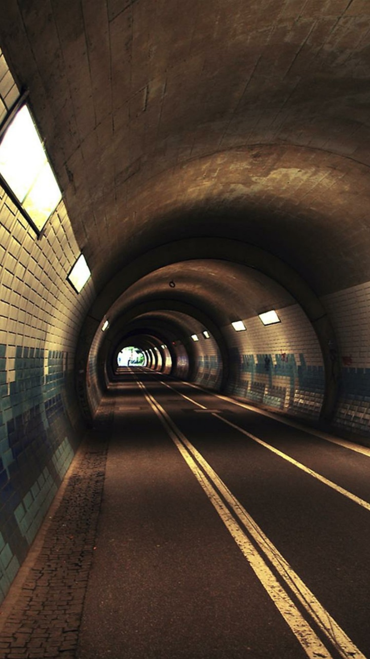 Обои Tunnel 750x1334