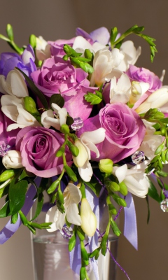 Das Bouquet In Vase Wallpaper 240x400