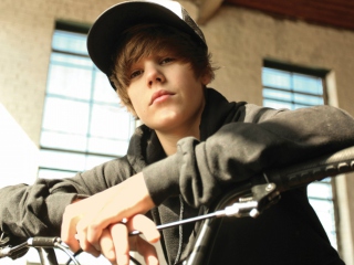 Justin Bieber screenshot #1 320x240