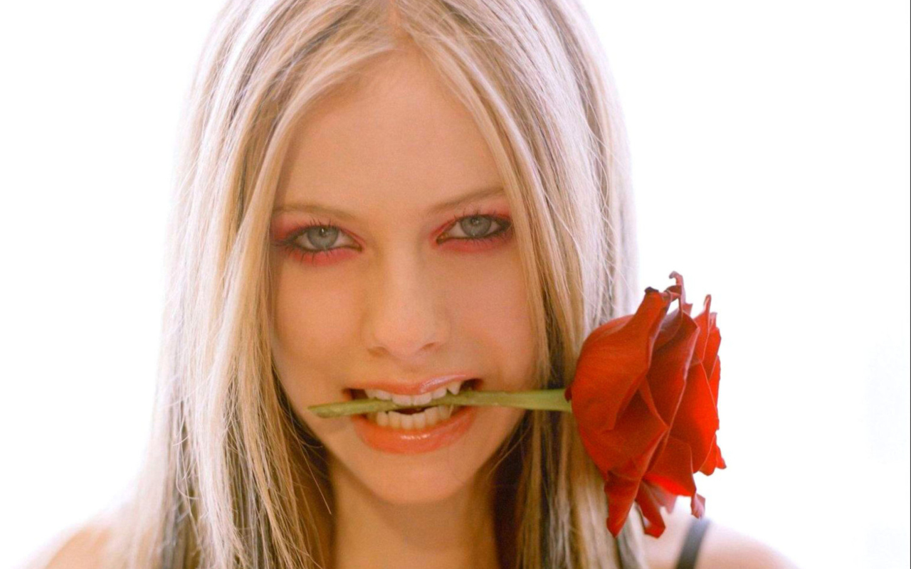 Avril Lavigne screenshot #1 1280x800