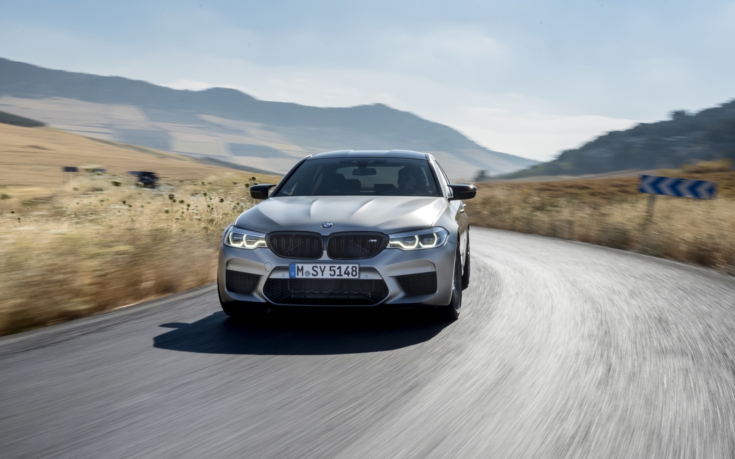 Screenshot №1 pro téma BMW M5 2560x1600