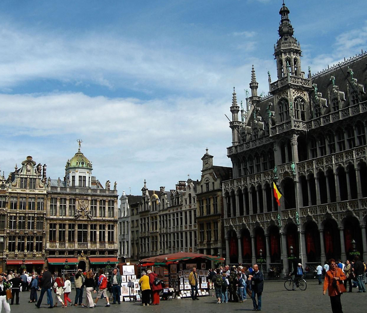 Обои Brussels Grand Place on Main Square 1200x1024