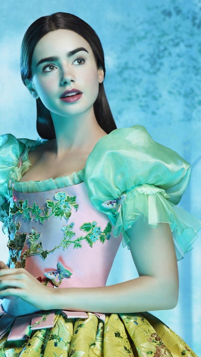 Lilly Collins As Snow White wallpaper 640x1136