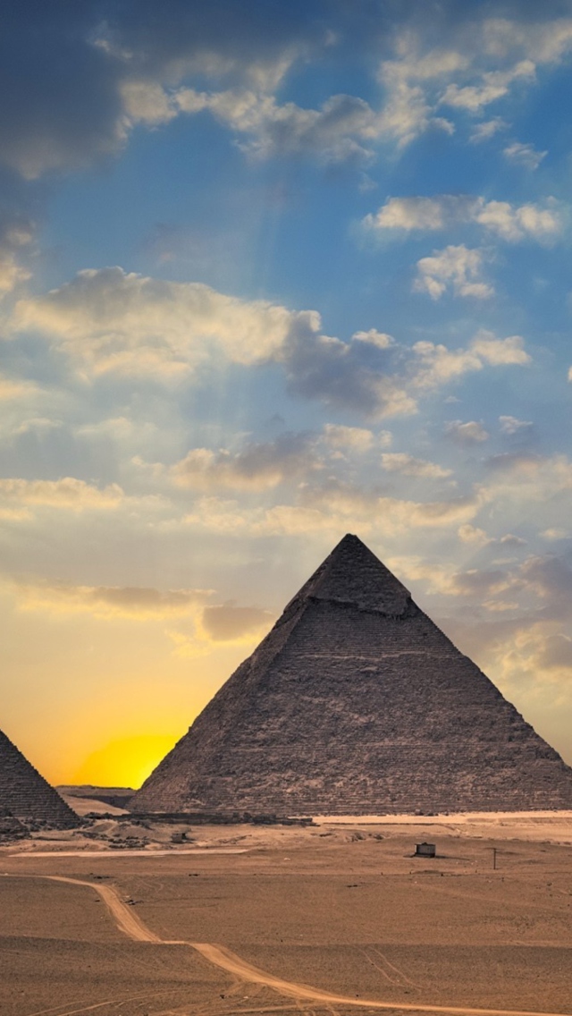 Egypt Pyramids wallpaper 640x1136