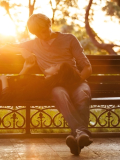 Romance In Park screenshot #1 240x320