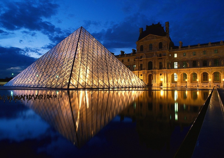 Pyramid at Louvre Museum - Paris Wallpaper for Android, iPhone and iPad