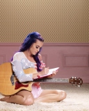 Обои Katy Perry - Part Of Me 128x160